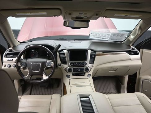 Used 2020 GMC Yukon Denali w/ Denali Ultimate Package AWD/4WD image 25