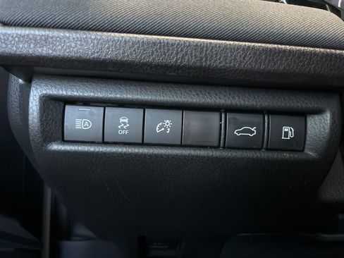 Used 2025 Toyota Camry LE FWD image 13