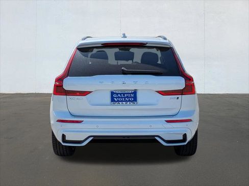 New 2026 Volvo XC60 B5 Ultra w/ Climate Package PRO AWD/4WD image 5