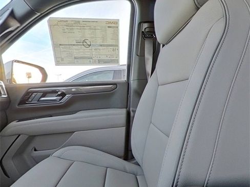 New 2026 GMC Yukon XL Elevation image 27