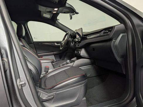 Certified 2025 Ford Escape ST-Line FWD image 11