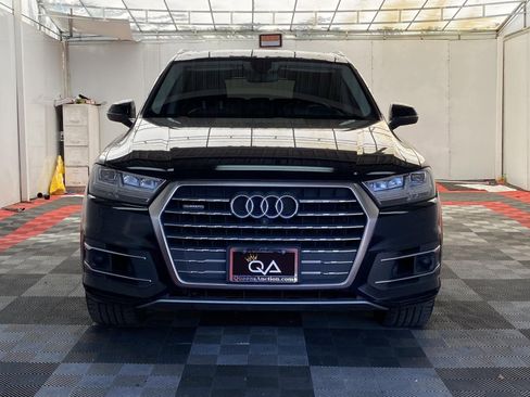 Used 2018 Audi Q7 3.0T Prestige w/ Prestige Package AWD/4WD image 2