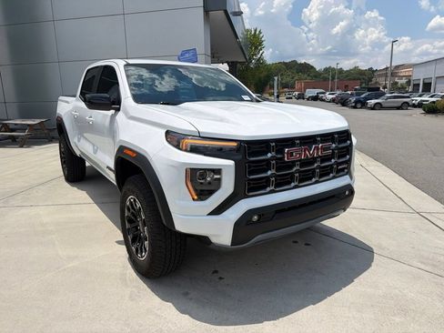 Used 2026 GMC Canyon AT4 AWD/4WD image 1