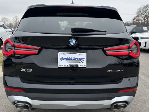 Used 2024 BMW X3 xDrive30i w/ Premium Package image 9