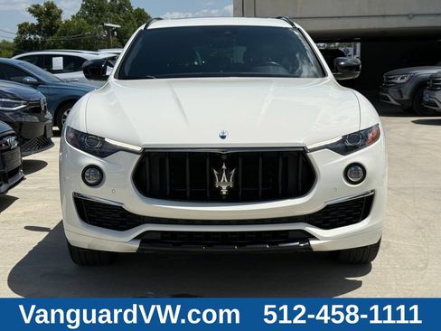 Used 2022 Maserati Levante GT AWD/4WD image 4