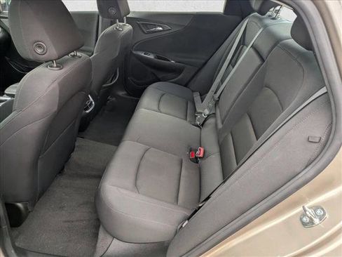Used 2024 Chevrolet Malibu LT FWD image 15