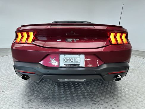 Used 2025 Ford Mustang GT Premium RWD image 24