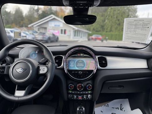 Used 2023 MINI Cooper S image 21