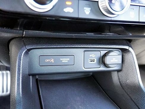 Used 2024 Honda Civic Sport image 30