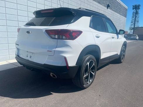 Used 2023 Chevrolet TrailBlazer RS w/ Convenience Package image 3