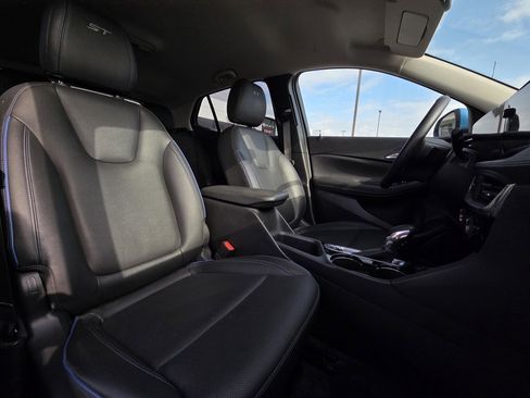 Used 2025 Buick Encore GX Sport Touring w/ Comfort Package image 28