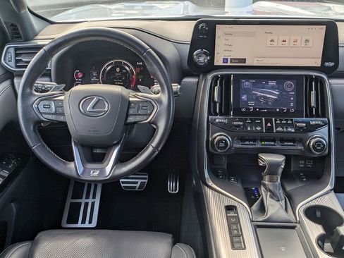 Used 2023 Lexus LX 600 F Sport w/ Accessory Package (Z1) image 22