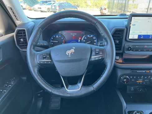 Used 2021 Ford Bronco Sport Outer Banks w/ Outer Banks Package (96D) image 18