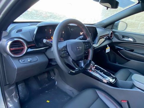 New 2026 Chevrolet Trax RS w/ Sunroof Package image 14