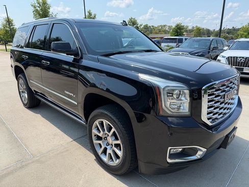 Used 2019 GMC Yukon Denali w/ Open Road Package AWD/4WD image 3