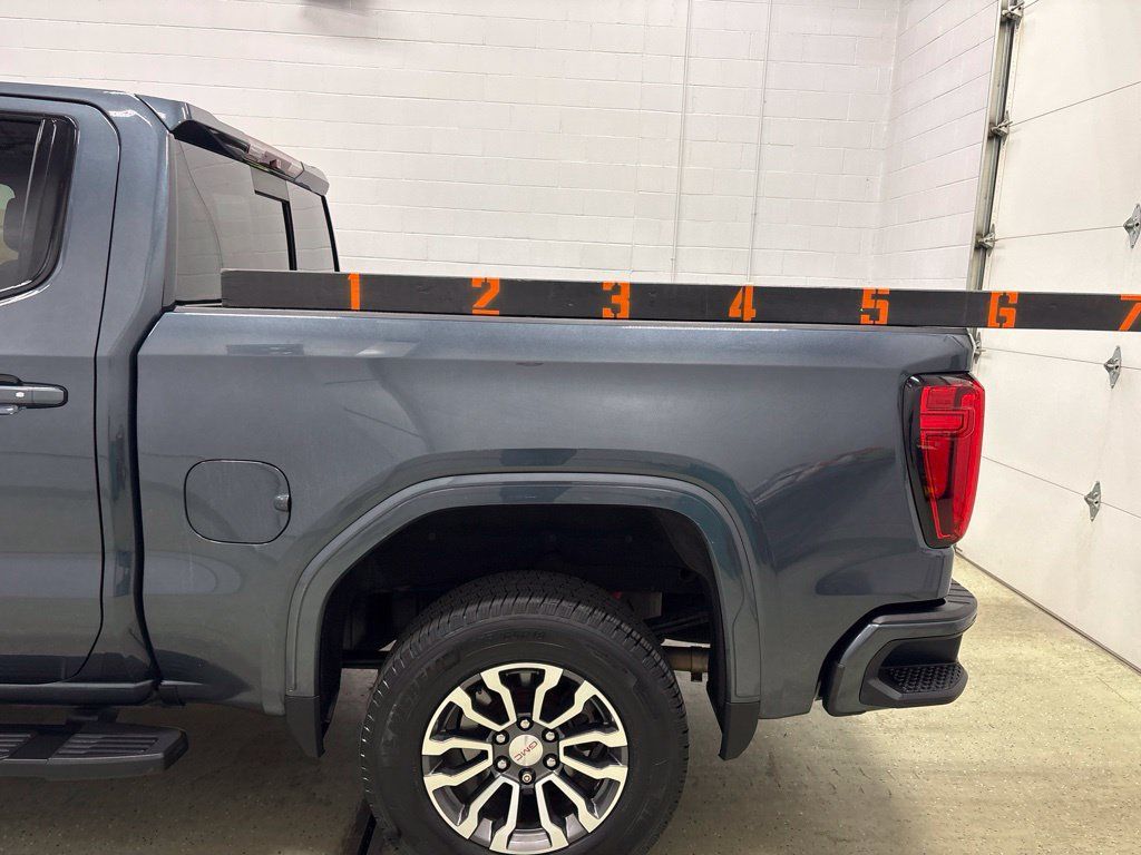 Used 2019 GMC Sierra 1500 AT4 w/ Off Road Performance Package AWD/4WD image 13