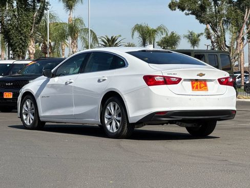 Used 2024 Chevrolet Malibu LT FWD image 3