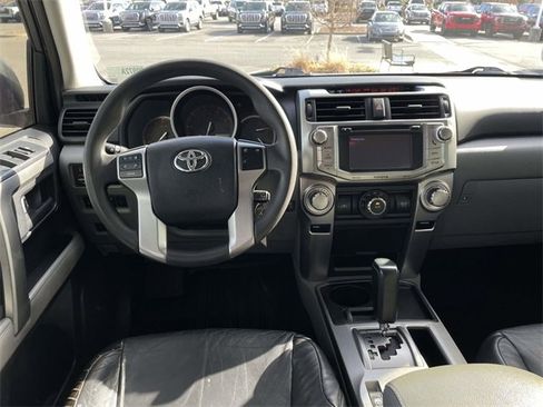 Used 2013 Toyota 4Runner SR5 image 12
