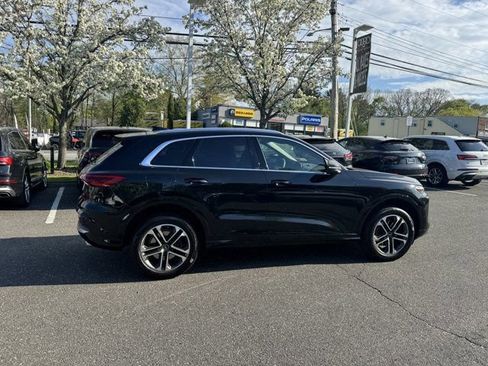 Used 2025 Audi Q5 Premium w/ Convenience Package image 4