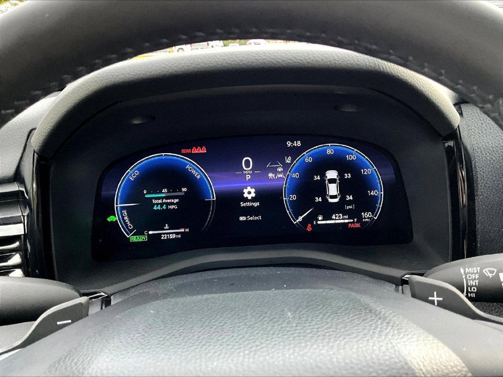 Used 2025 Toyota Camry XSE FWD image 16
