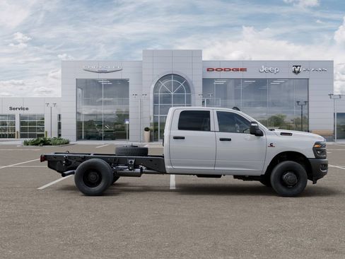 New 2026 RAM 3500 Tradesman RWD image 21