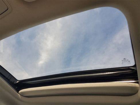 Certified 2025 Acura TLX w/ Technology Package image 30