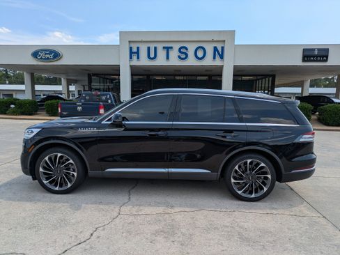 Used 2020 Lincoln Aviator Reserve w/ Equipment Group 202A image 1