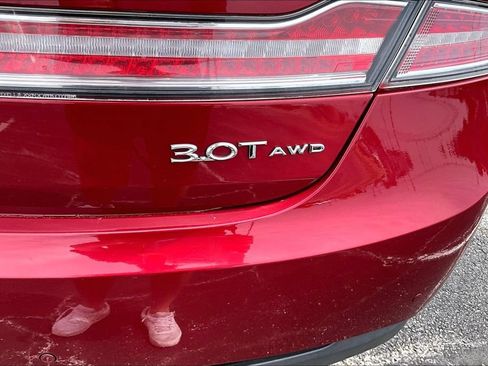 Used 2017 Lincoln MKZ Reserve w/ Climate Package AWD/4WD image 8