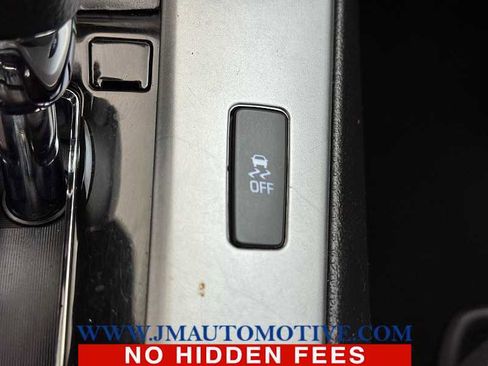 Used 2016 Chevrolet Cruze LT image 31