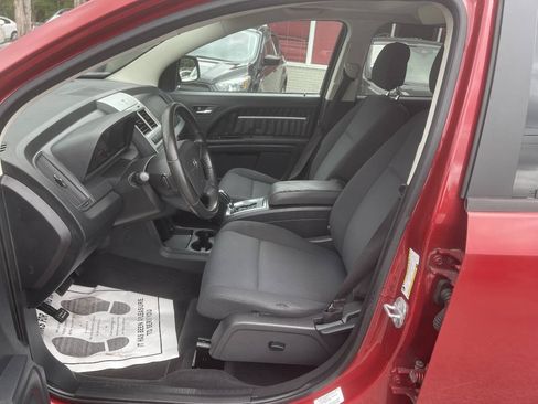 Used 2010 Dodge Journey SXT w/ Flexible Seating Group FWD image 12