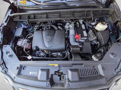 Used 2022 Toyota Highlander XLE image 23