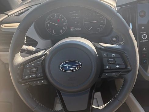 Used 2025 Subaru Forester Premium AWD/4WD image 10