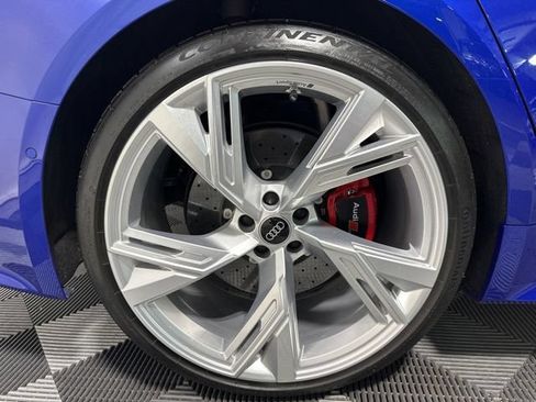 Used 2023 Audi RS 6 w/ Executive Package AWD/4WD image 38
