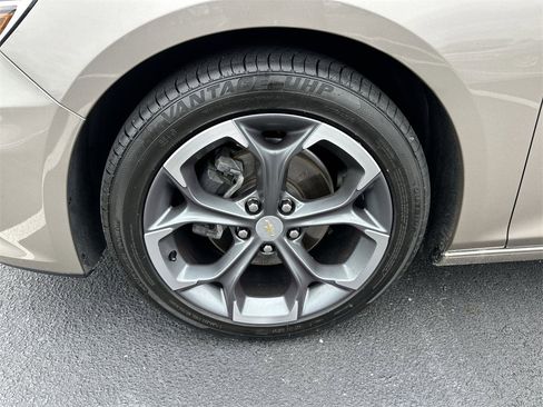 Used 2023 Chevrolet Malibu LT w/ Driver Confidence Package image 10