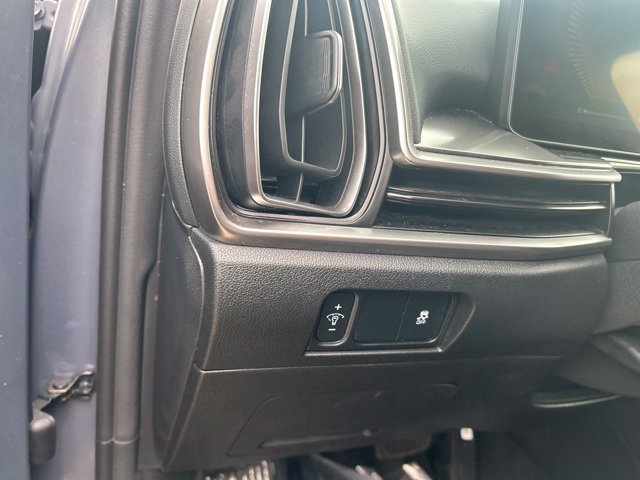 Used 2025 Kia Sorento S FWD image 18
