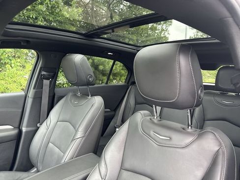 Used 2019 Cadillac XT4 Premium Luxury FWD image 11