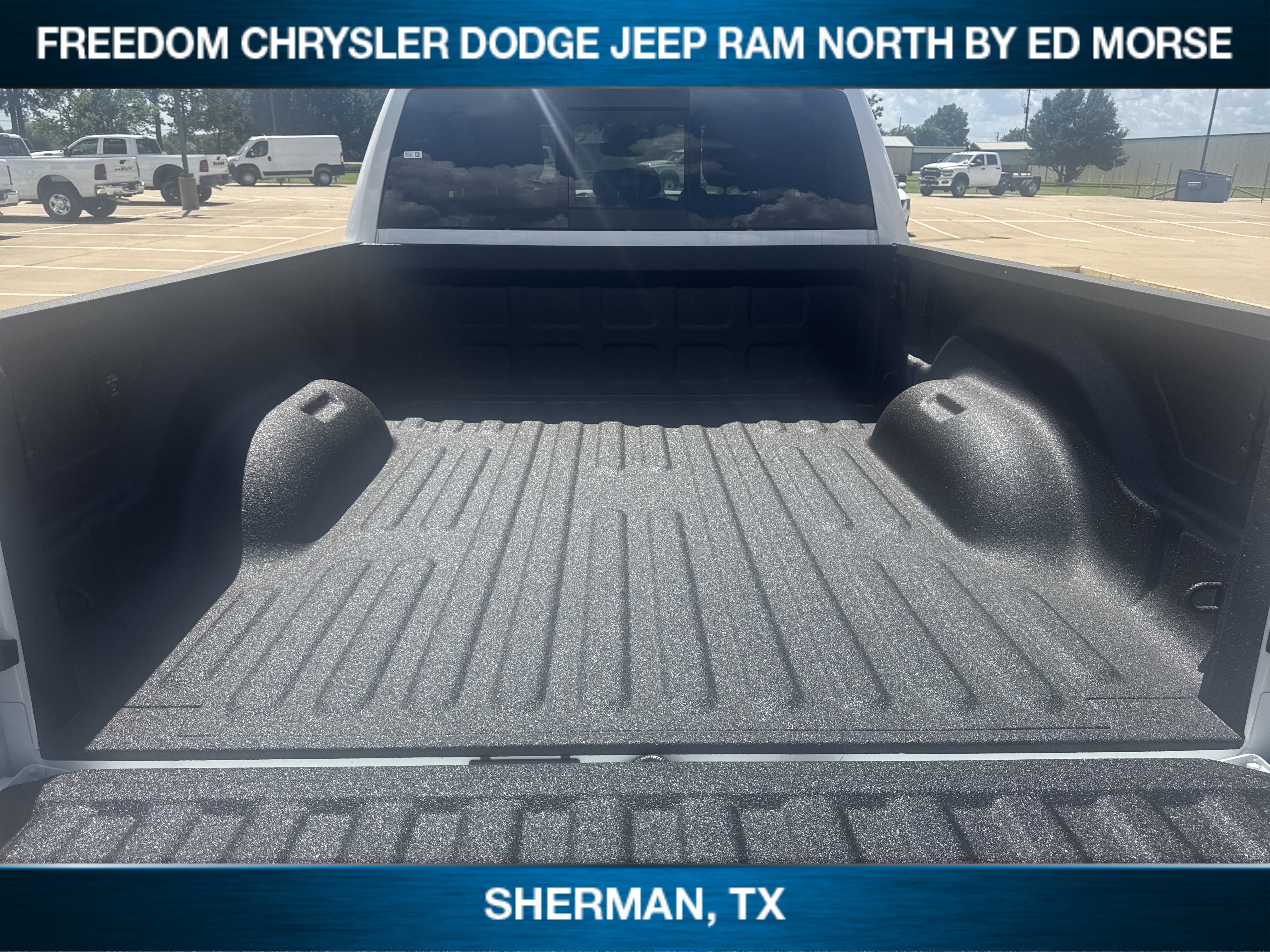 Used 2025 RAM 2500 Laramie AWD/4WD image 7