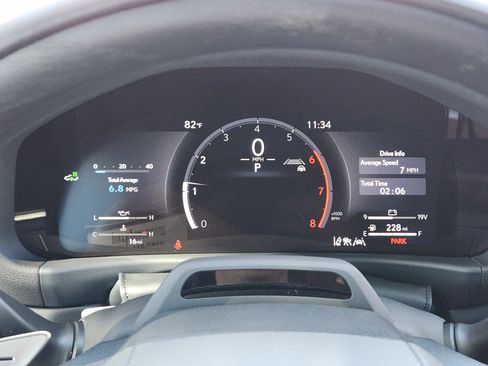 New 2025 Lexus LX 600 4WD w/ Luxury Package image 10