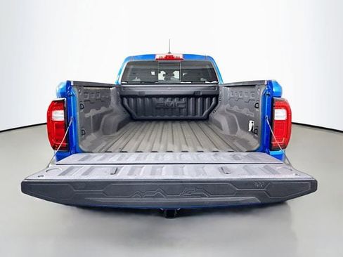 Used 2024 GMC Canyon AT4 w/ Canyon Safety Plus Package image 27