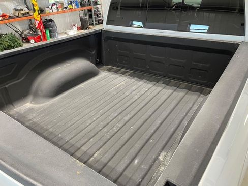 Used 2015 RAM 1500 Laramie Longhorn w/ Convenience Group AWD/4WD image 19