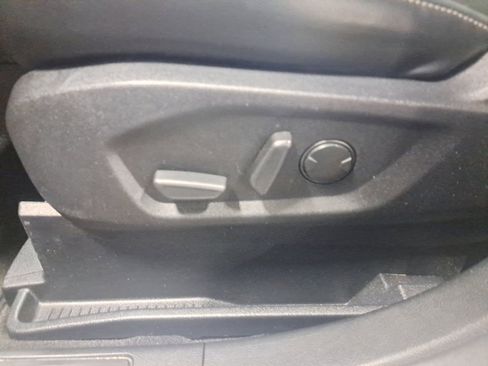 Used 2024 Ford Edge SEL w/ Convenience Package image 24