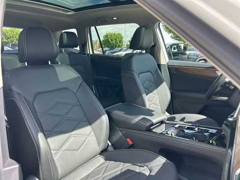 New 2026 Volkswagen Atlas SE image 38