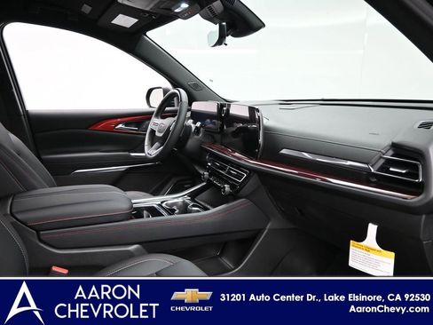 New 2026 Chevrolet Traverse Z71 w/ Enhanced Driving Package image 9