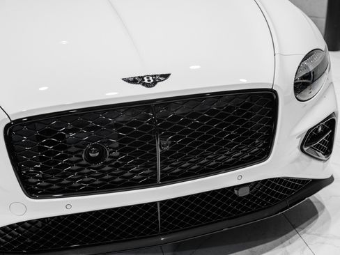 New 2026 Bentley Continental GTC AWD/4WD image 13