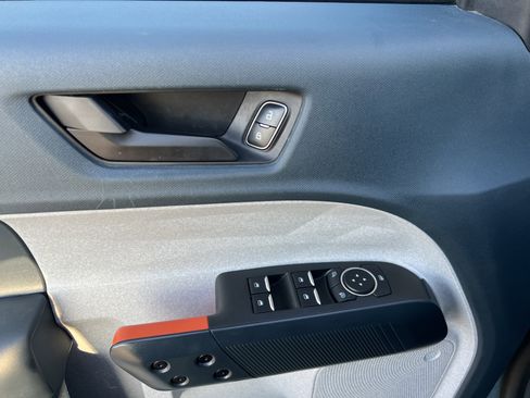 Used 2023 Ford Maverick XLT w/ XLT Luxury Package image 32