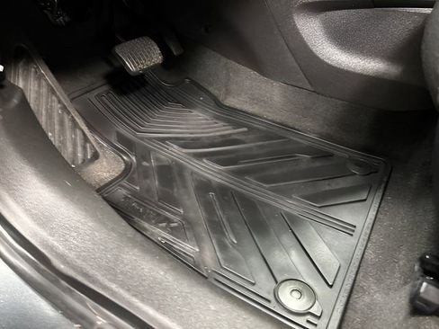 Used 2017 Chevrolet Trax LT w/ LT Convenience Package image 30