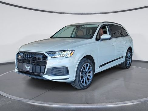 Used 2023 Audi Q7 2.0T Premium Plus w/ Premium Plus Package AWD/4WD image 4