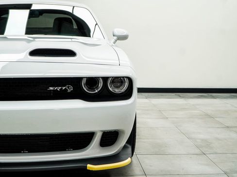 Used 2023 Dodge Challenger SRT Hellcat image 7