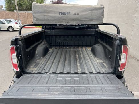 Used 2022 GMC Canyon Denali AWD/4WD image 26
