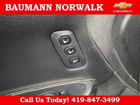Used 2013 Toyota Avalon XLE Touring FWD image 25